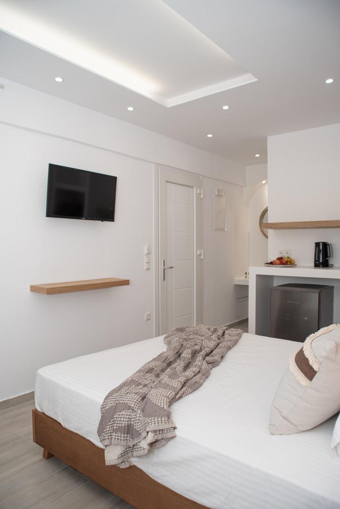 Deep Blue Aparthotel Agios Prokopios  Ngoại thất bức ảnh