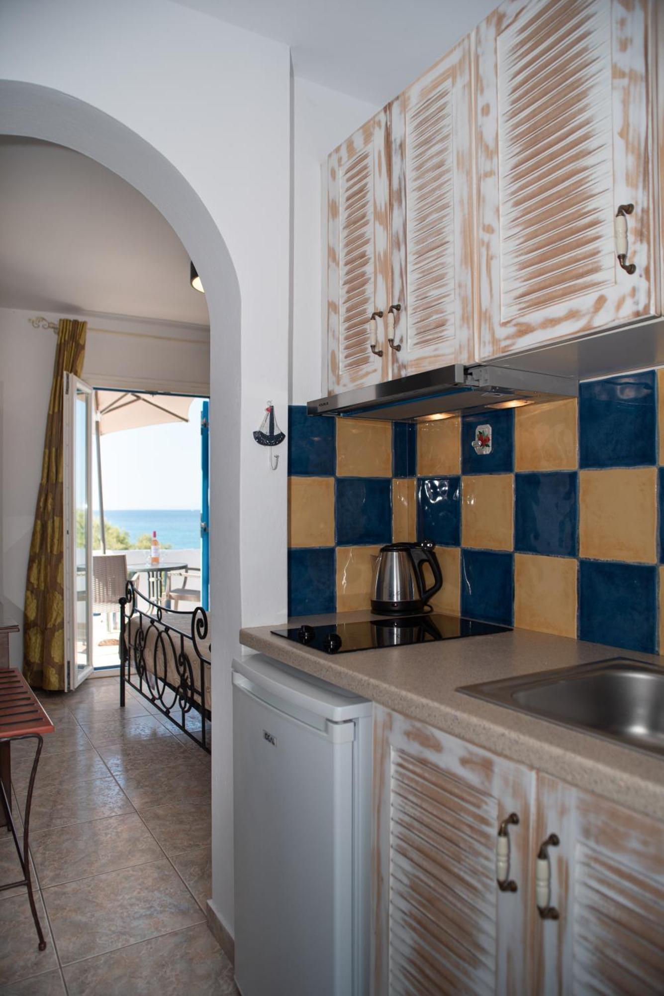Deep Blue Aparthotel Agios Prokopios  Ngoại thất bức ảnh